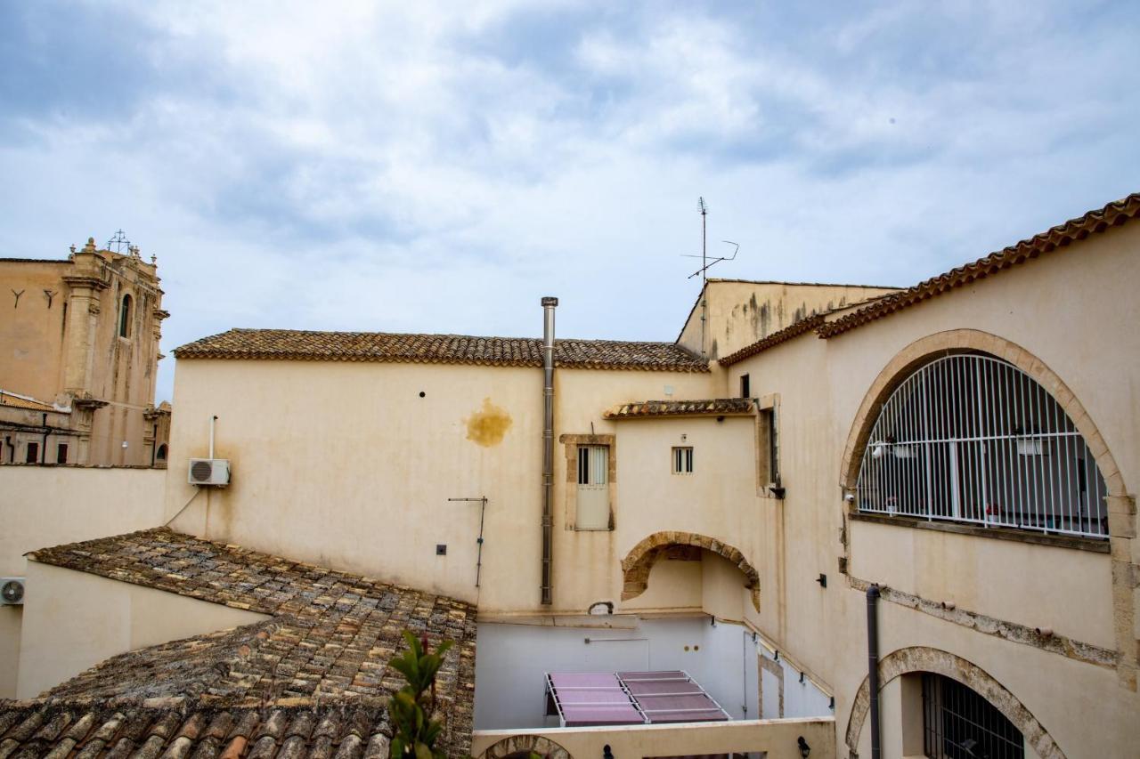 B&B Palazzo Loreto Avola Exterior foto